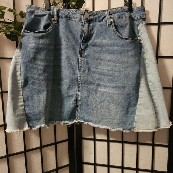 Arula Denim Patchwork Skirt Size A - Picture 2 of 5
